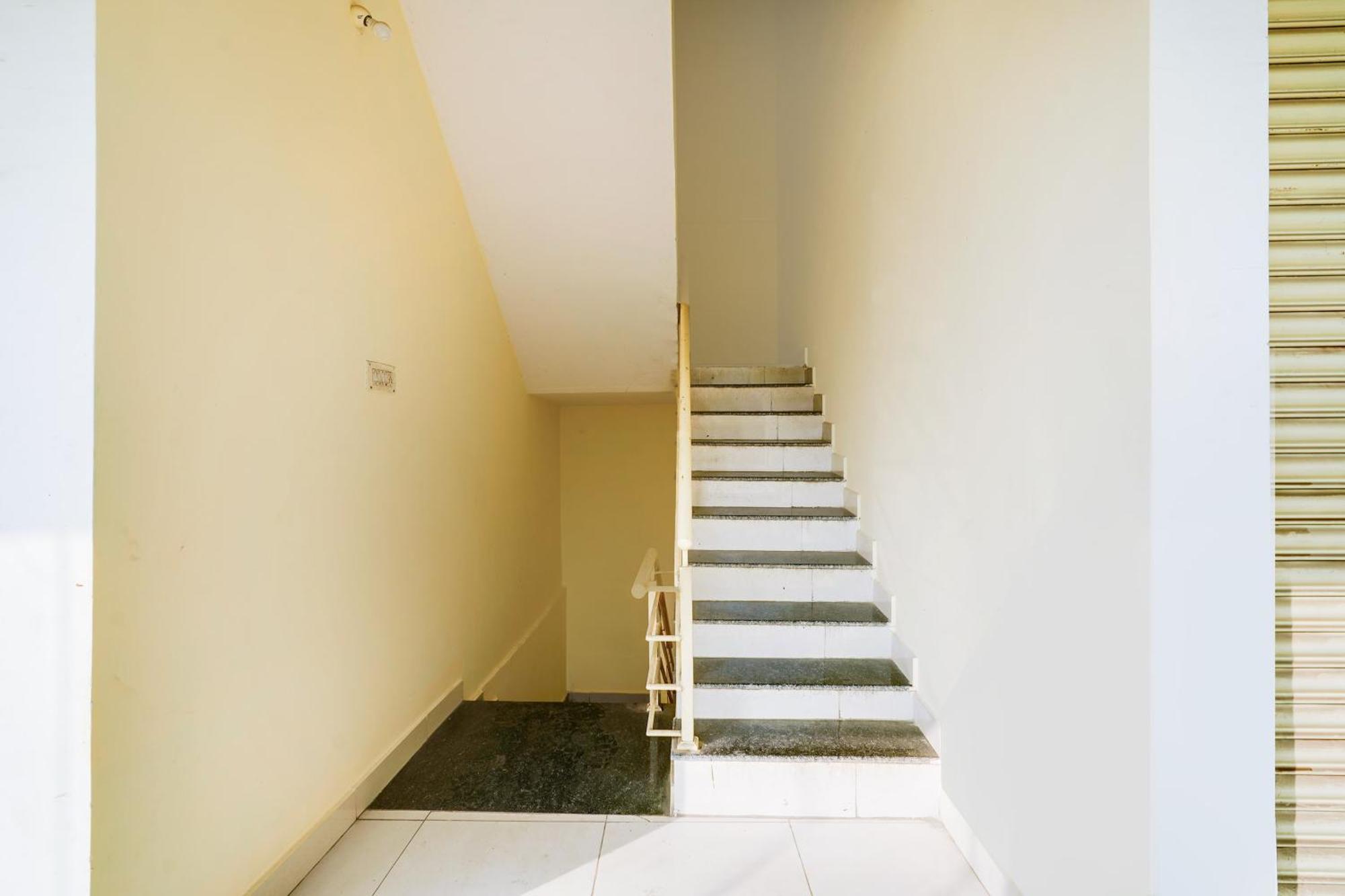 Super Townhouse Marathahalli Near Klm Fashion Mall Bangalore Exterior foto